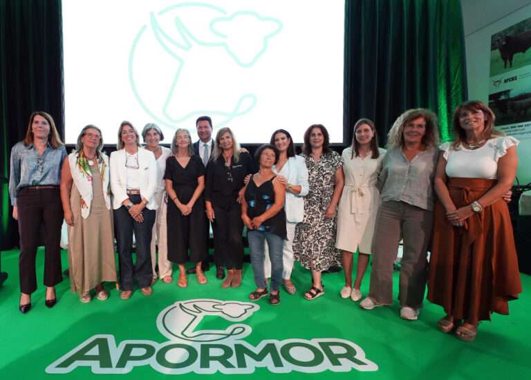 Catalina García reivindica en Portugal el papel de la mujer rural y reclama rentabilidad para la agricultura extremeña