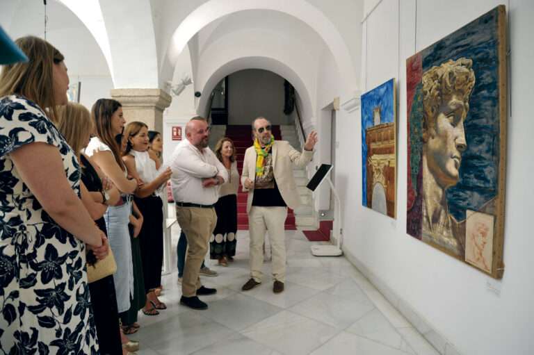 La Asamblea de Extremadura ha acogido la exposición ‘Mármol’, de Miguel Ángel Bedate