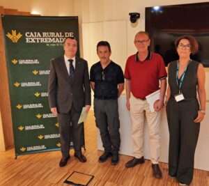 Caja Rural de Extremadura renueva su colaboración con la Denominación de Origen Protegida Queso Ibores