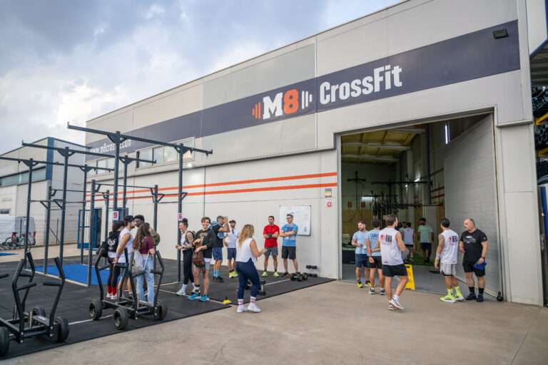 Más de 70 deportistas participan en la DEKA MILE de M8 CrossFit en Badajoz
